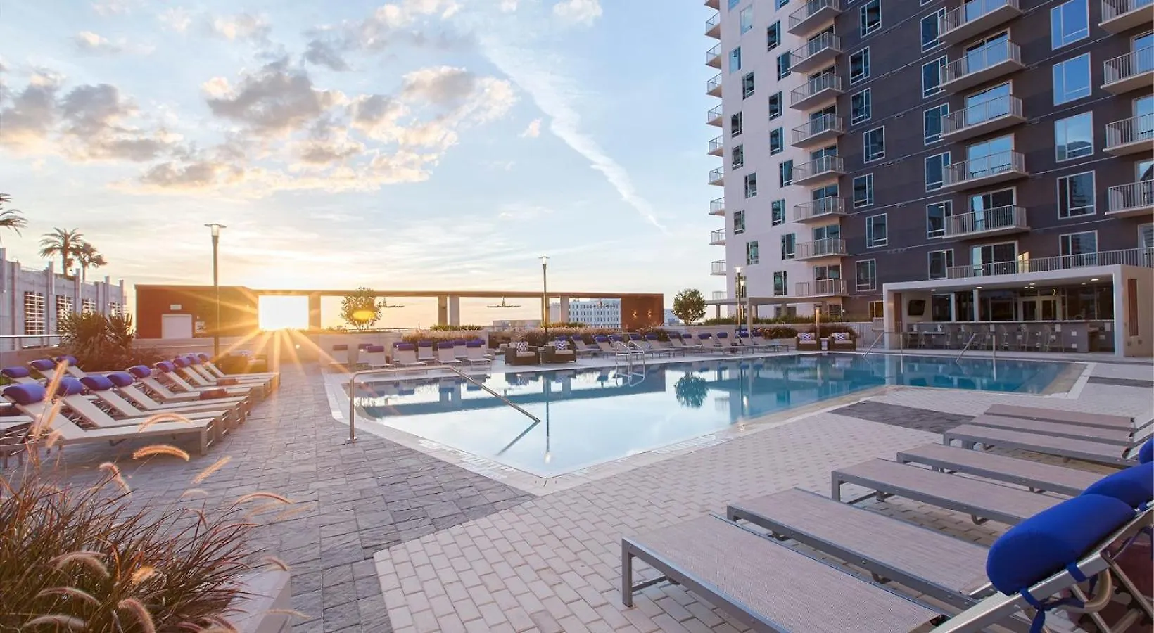 Daire 1Br Oasis In Downtown Tampa W Balcony & City Views ABD